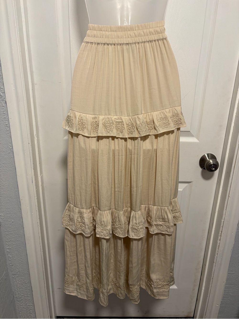 Joie Cream Tiered Embroidered Maxi Skirt - Picture 4 of 7